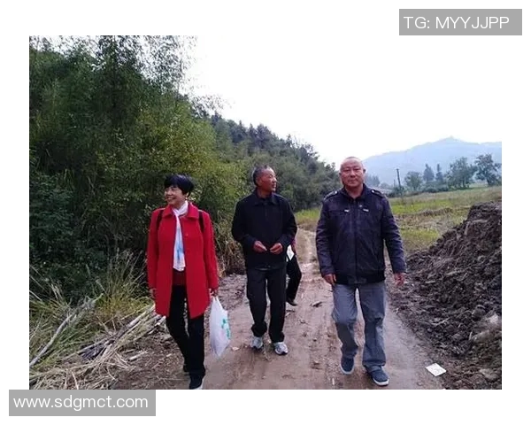 庆祝足球明星生日的精彩瞬间与难忘回忆图片集锦 庆祝足球明星生日的精彩瞬间与难忘回忆图片集锦