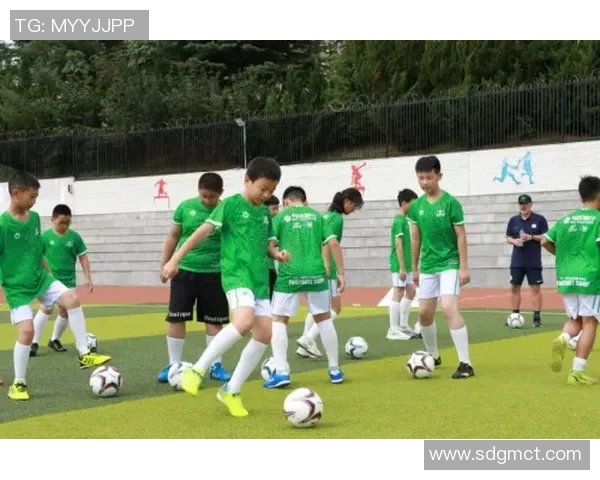 奥莱青少年足球培训助力孩子成长成才的梦想之路